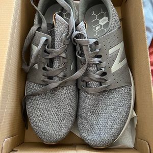 New Balance Mens Sneakers
